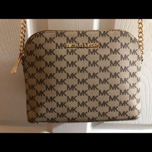 Michael Kors crossbody purse